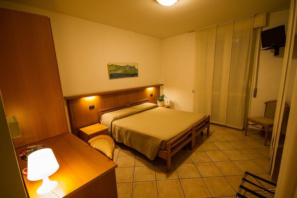 Albergo Lario Gera Lario Room photo